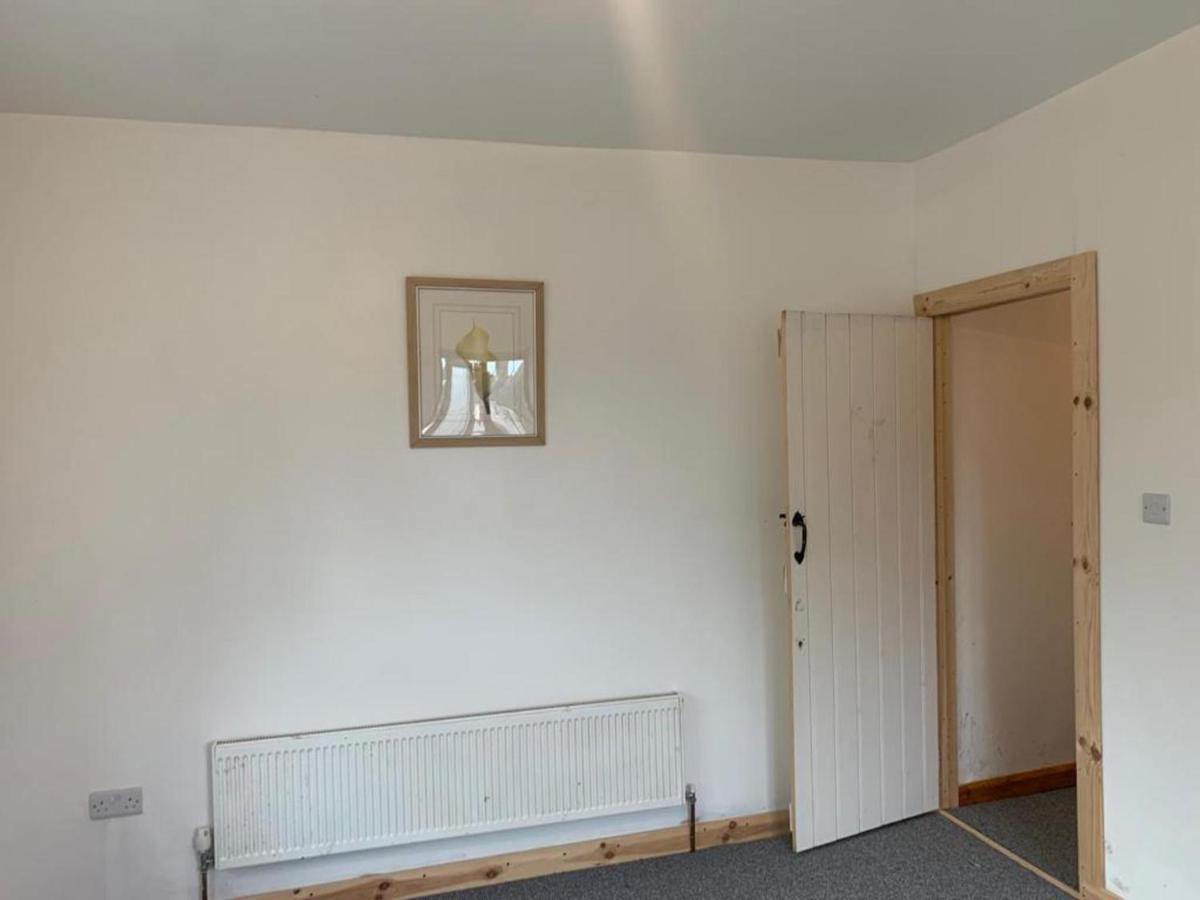 Apartamento One Lovely Apartmt 1 Double & 2 Camp Beds Stoke-on-Trent Exterior foto